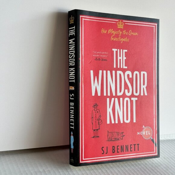 The Windsor Knot: A Novel (Her Majesty the Queen Investigates) by SJ Bennett - Picture 3 of 5